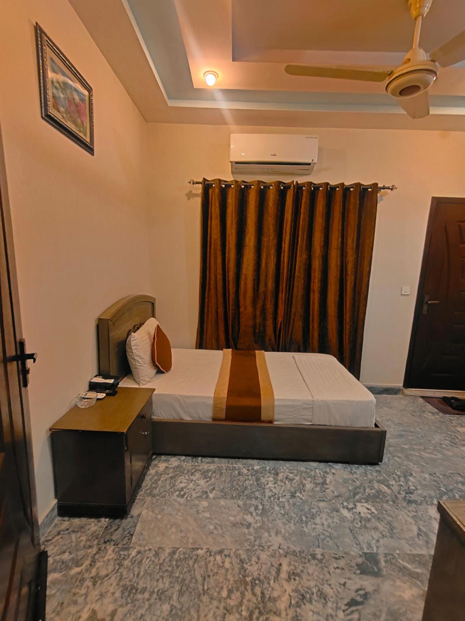 Hotel Park View Lahore Luaran gambar
