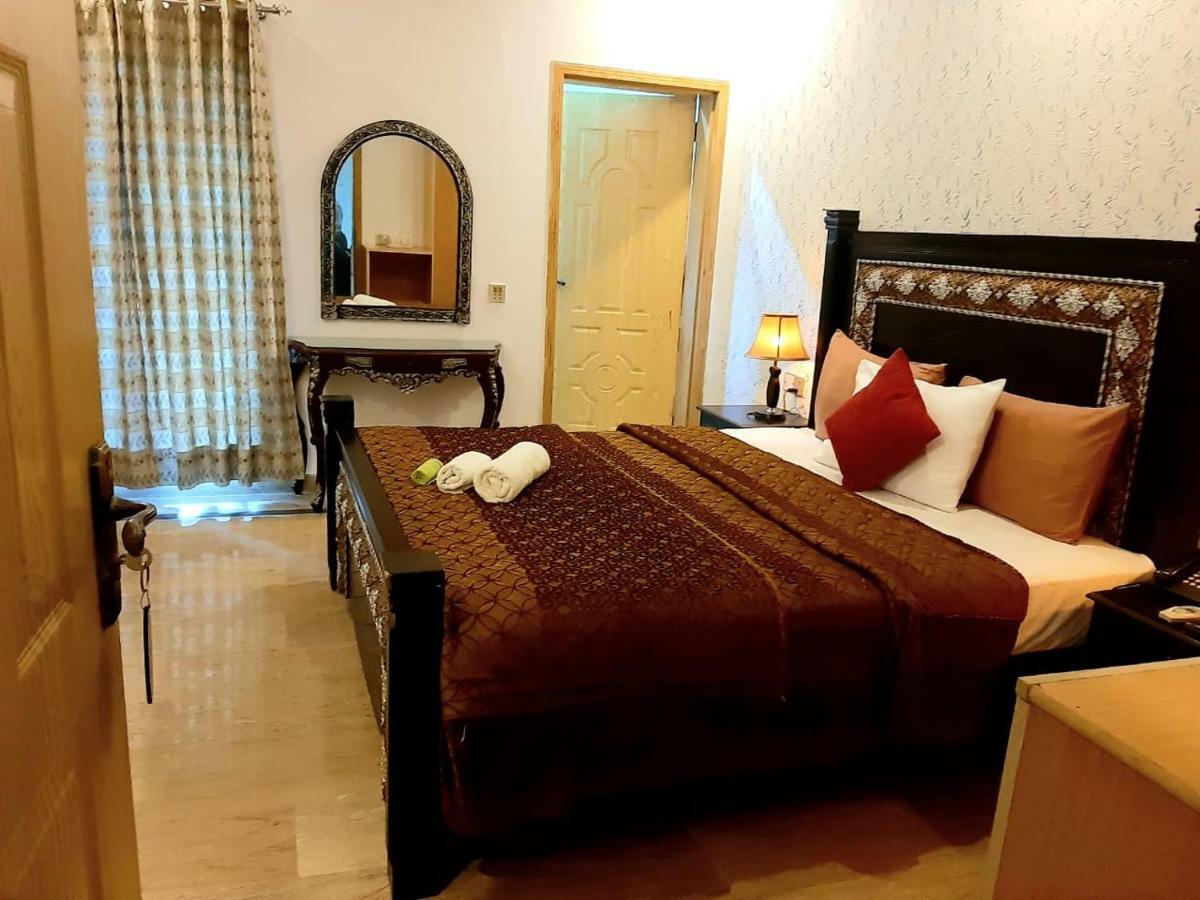 Hotel Park View Lahore Bilik gambar